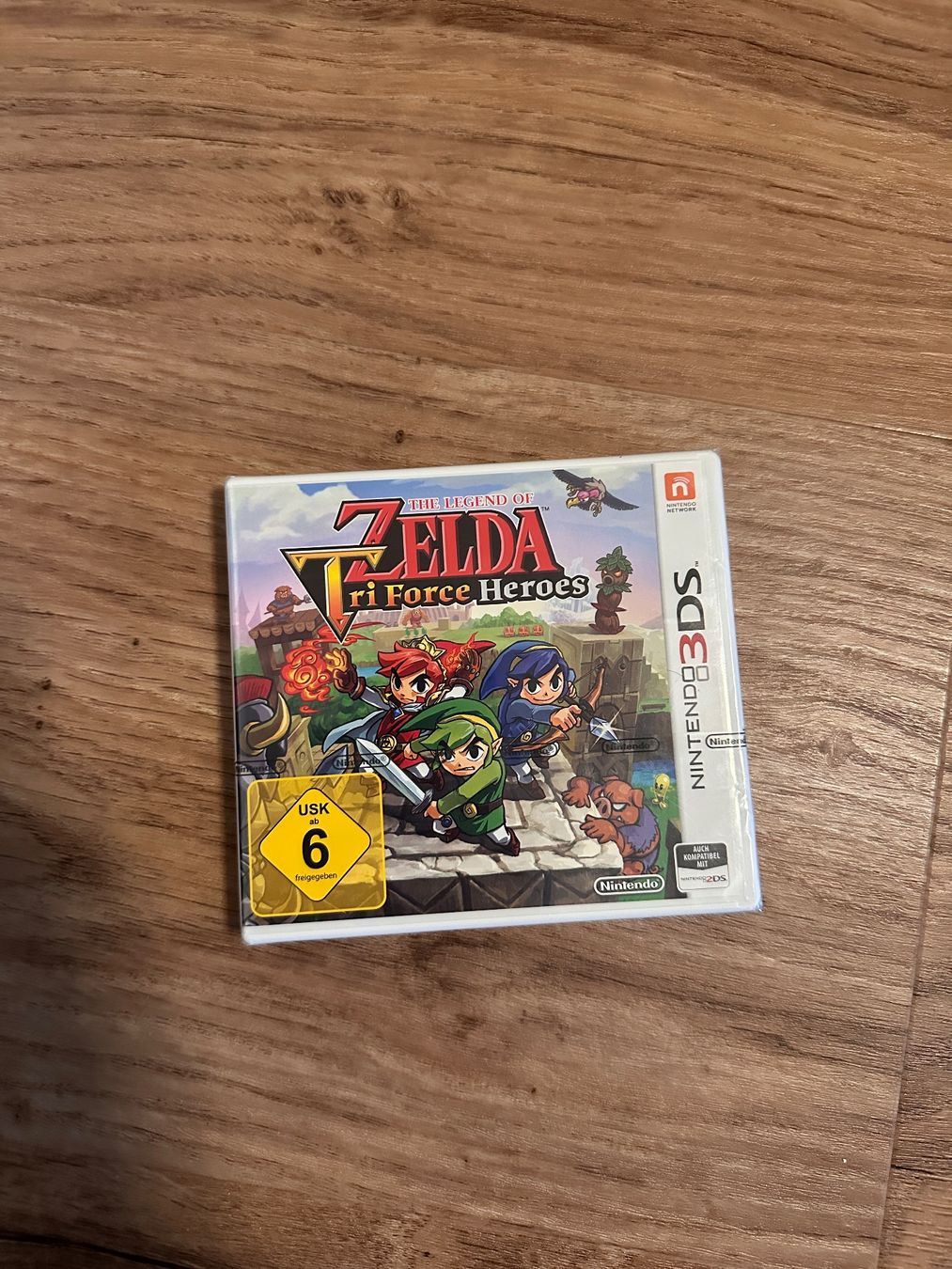 The Legend of Zelda: Tri Force Heroes - Nintendo 3DS Spiel [SEALED] – Foto 1