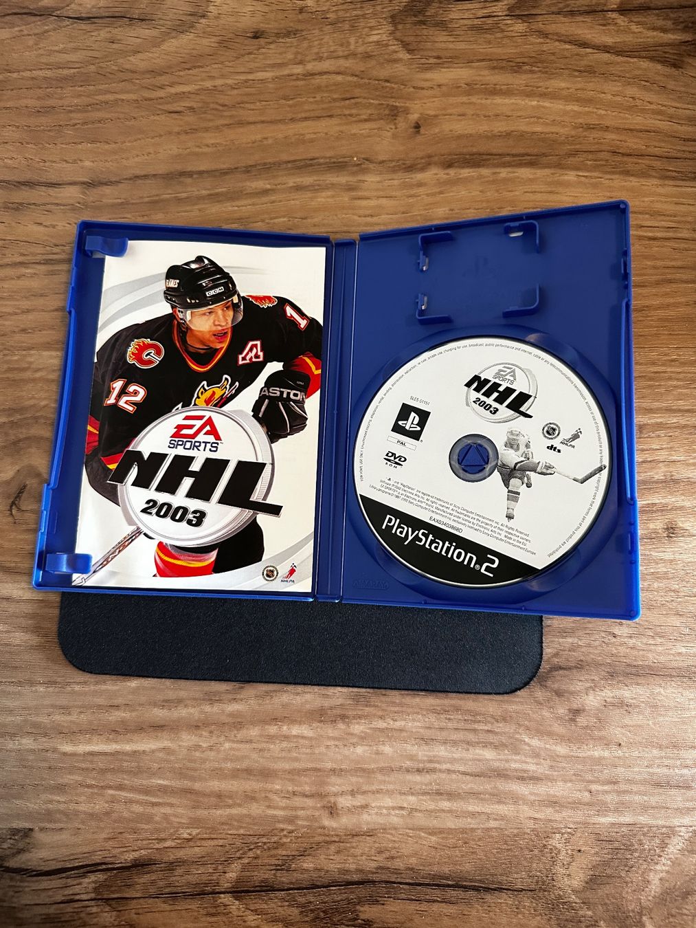 NHL 2003 - PS2 Spiel komplett – Foto 3