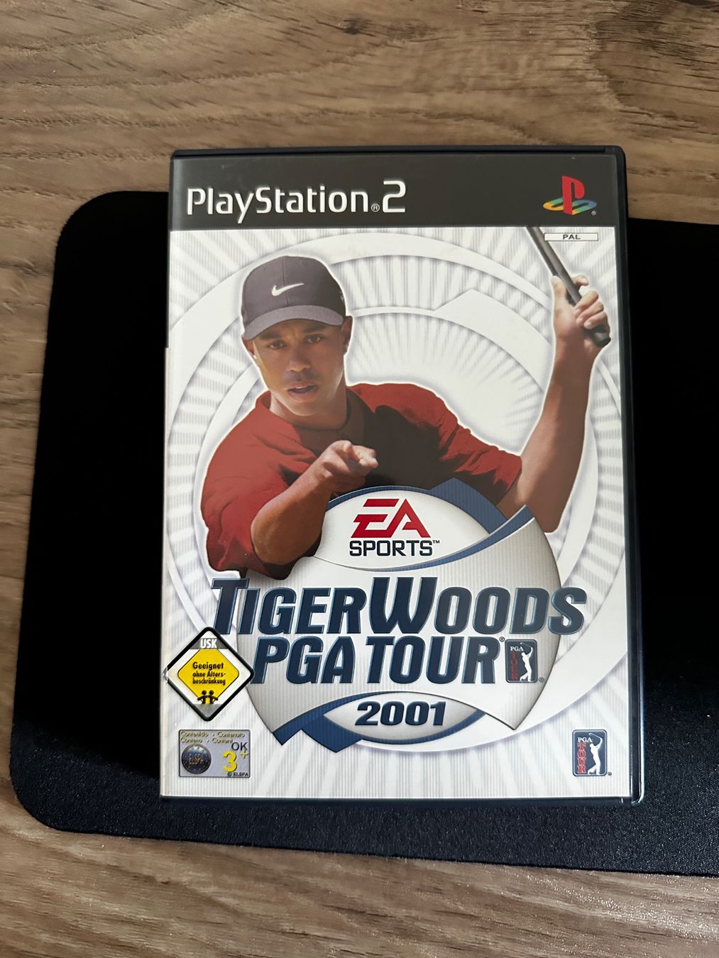 Tiger Woods PGA Tour 2001 - PS2 Spiel – Foto 1