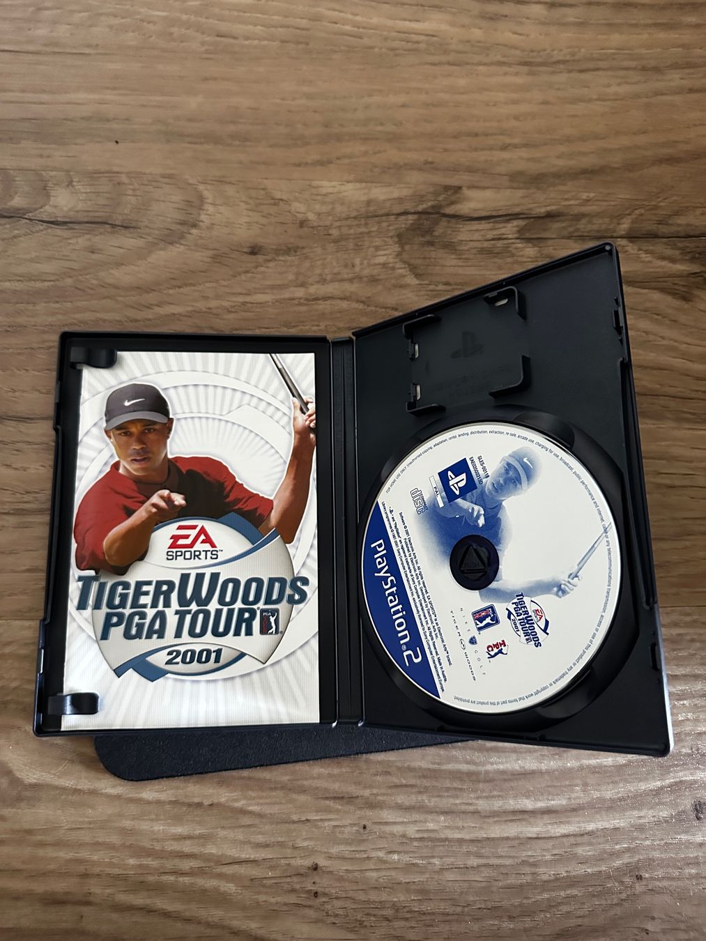 Tiger Woods PGA Tour 2001 - PS2 Spiel – Foto 3