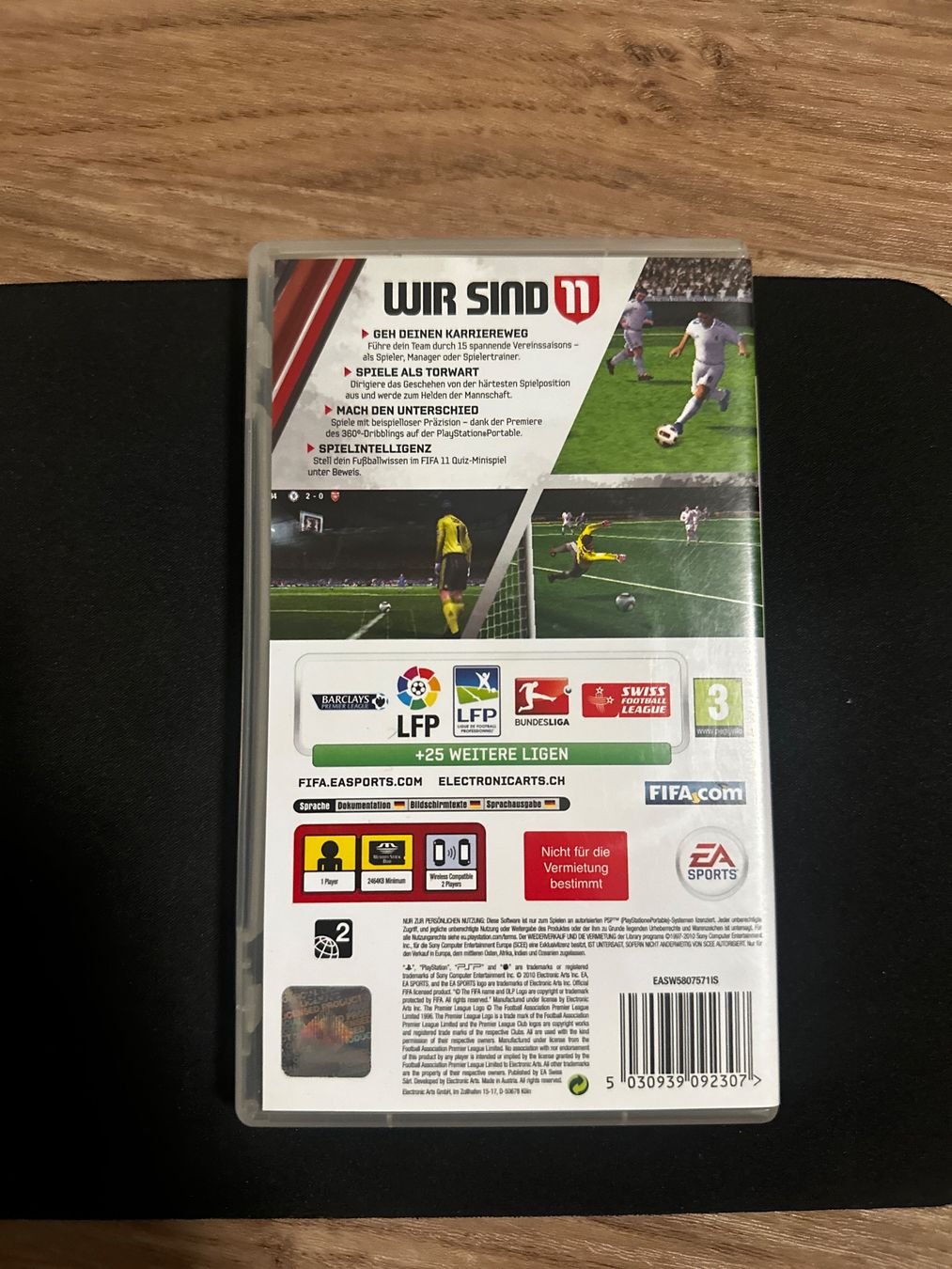 FIFA 11 - PSP Spiel – Foto 2