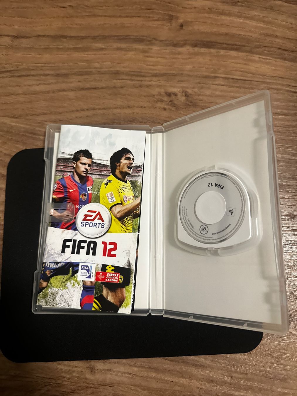 FIFA 12 - PSP Spiel – Foto 3