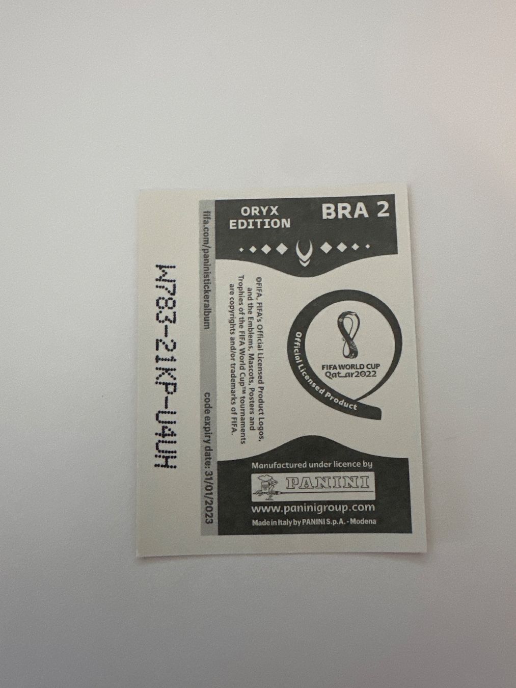 Panini FIFA WM 2022 Oryx - BRA 2 - Team Logo - Brazil – Original-Zustandsfoto Rückseite