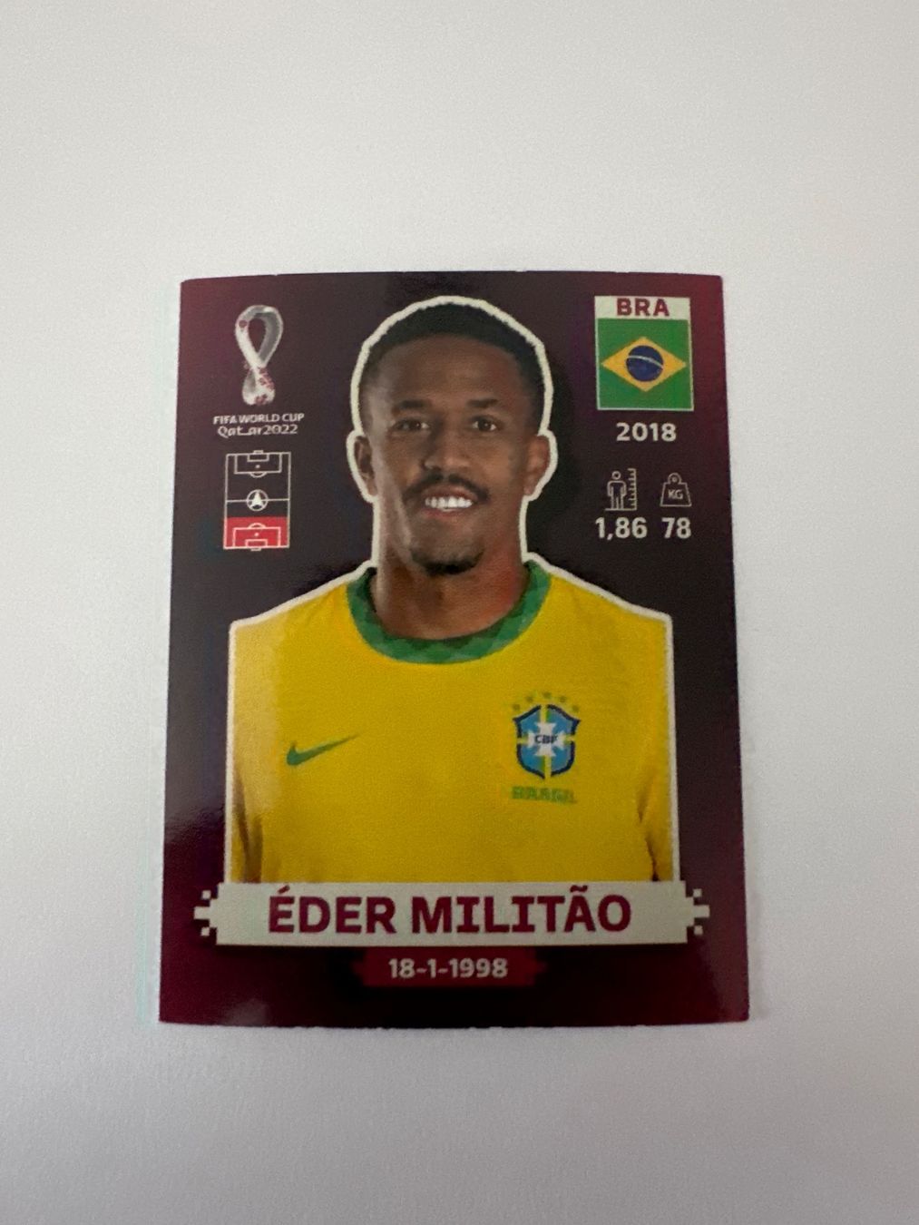 Panini FIFA WM 2022 Oryx - BRA 7 - Éder Militão – Original-Zustandsfoto Vorderseite