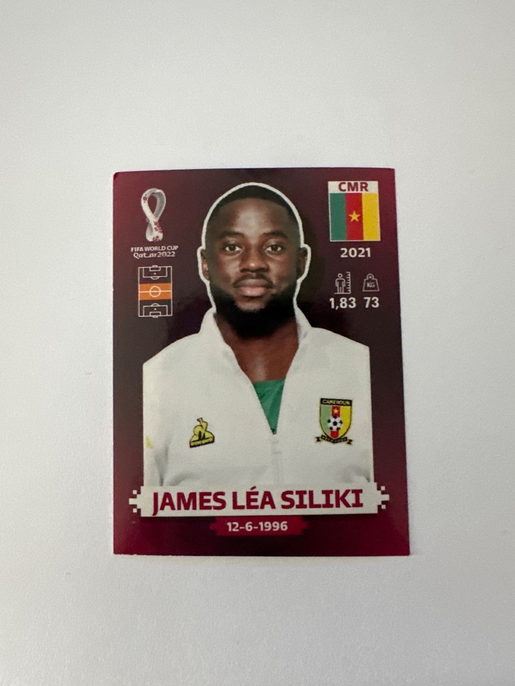 Panini FIFA WM 2022 Oryx - CMR 13 - James Léa Siliki – Original-Zustandsfoto Vorderseite