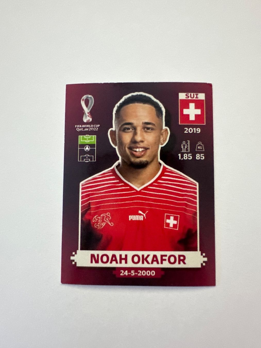 Panini FIFA WM 2022 Oryx - SUI 18 - Noah Okafor – Original-Zustandsfoto Vorderseite