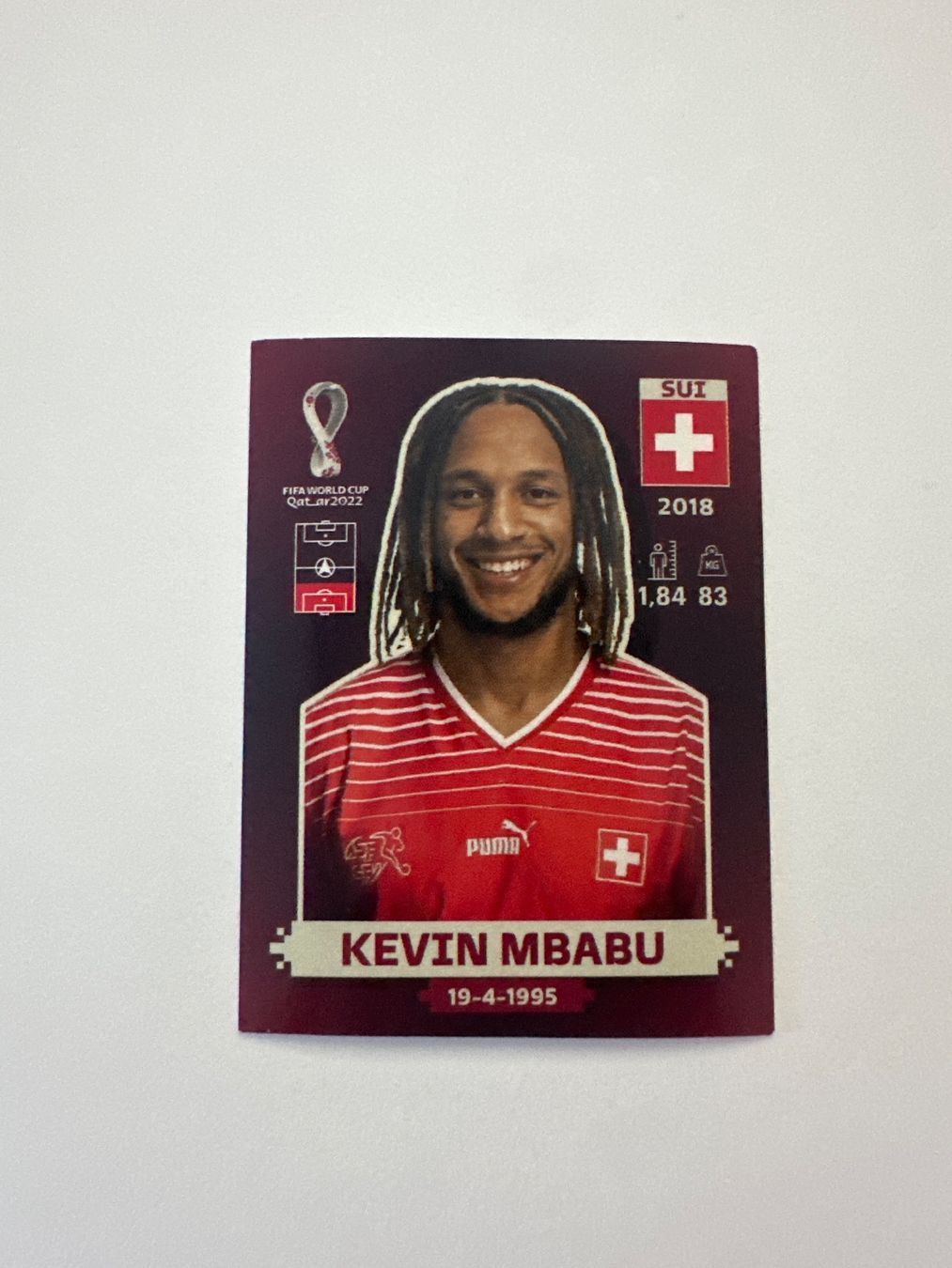 Panini FIFA WM 2022 Oryx - SUI 7 - Kevin Mbabu – Original-Zustandsfoto Vorderseite